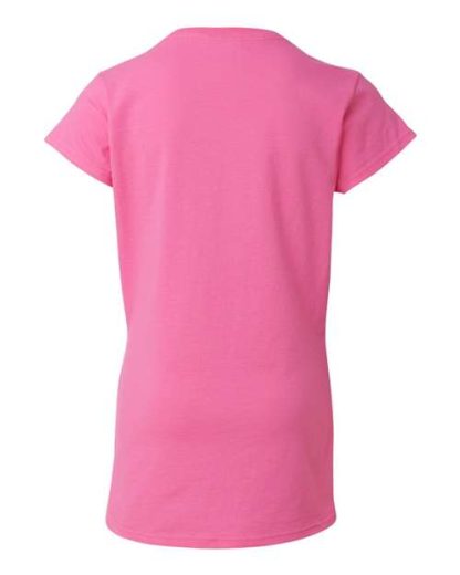 T-shirt softstyle à col en V pour femmes - Image 2